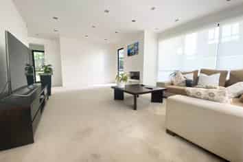 37 Gibraltar Crescent, Parnell