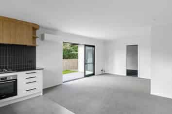 1/130 Peacockes Road, Fitzroy