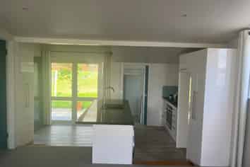 92 Marine Parade, Otaki Beach