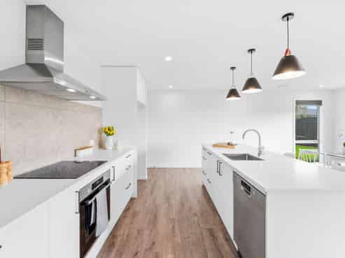 4 Monte Crescent, LINCOLN