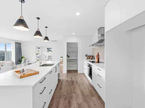 4 Monte Crescent, LINCOLN