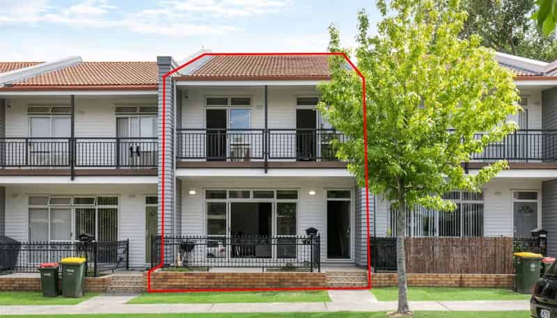 2/44 Carlos Drive, Flat Bush