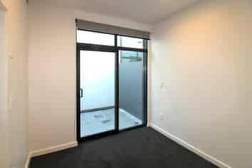 47B/97 Taranaki Street (downstairs), Wellington Central