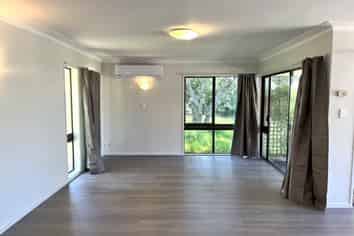 7 Broomfields Road, Whitford