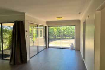 7 Broomfields Road, Whitford