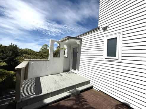 163B Miromiro Road, Normandale