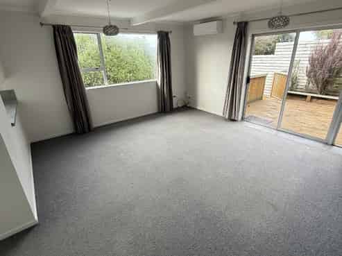 163B Miromiro Road, Normandale