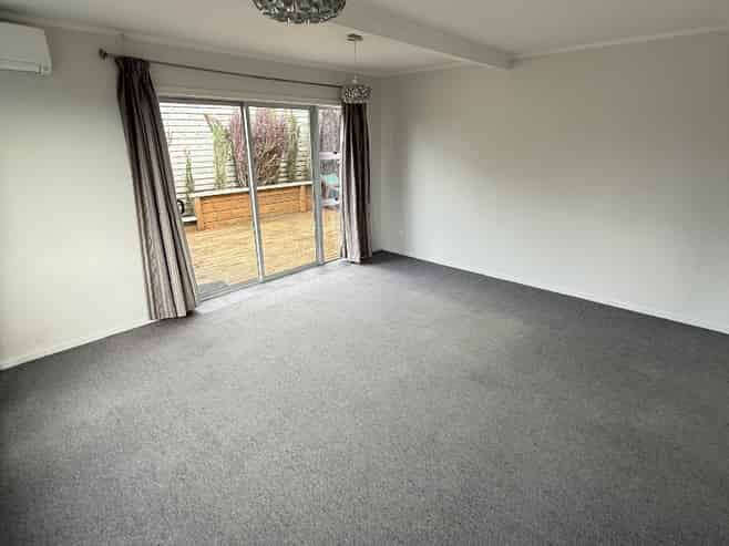 163B Miromiro Road, Normandale