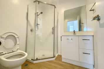 8 Mckay Drive, Temple View