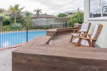 8 Hilliard Street, Stoke