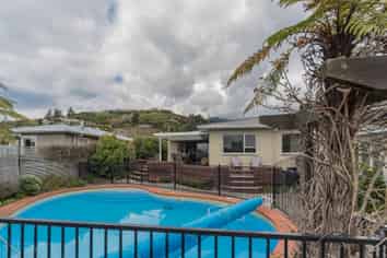 8 Hilliard Street, Stoke