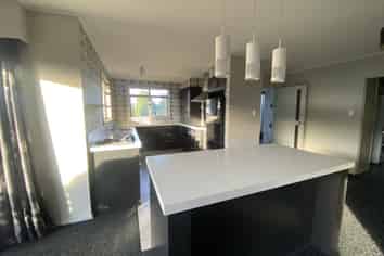 168 Mackenzie Street, Winton