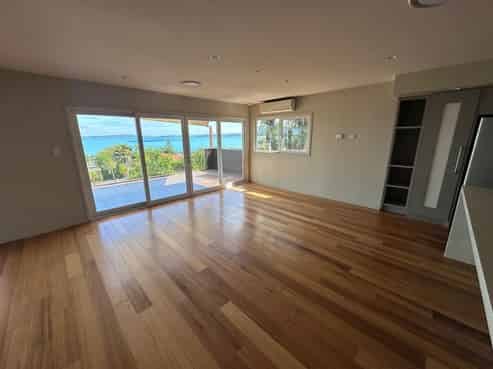 8 Craig Road, Maraetai