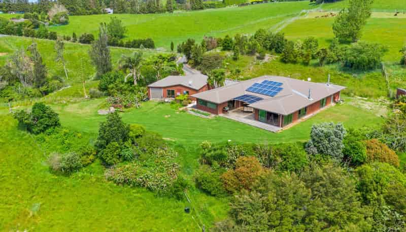 352b Wainui South Road, Whakamarama