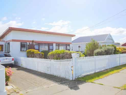 17 Spencer Street, Bluff