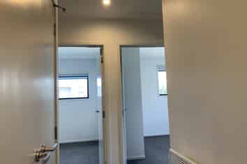 70 Glidepath Road, Hobsonville