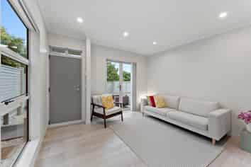 38B Tauoma Crescent, Stonefields