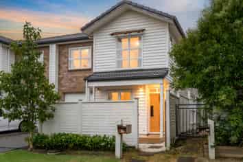 38B Tauoma Crescent, Stonefields