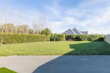 17 Kirrin Lane, WEST MELTON