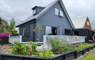 25 Caspian Close, New Lynn