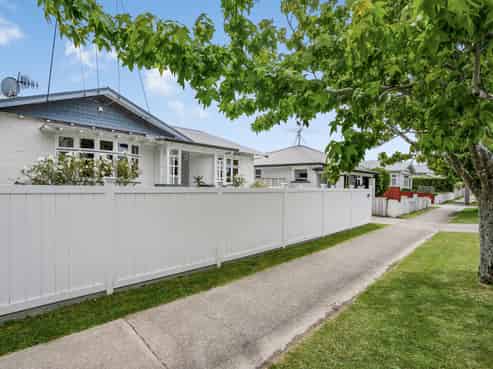 15 Te Mome Road, Alicetown