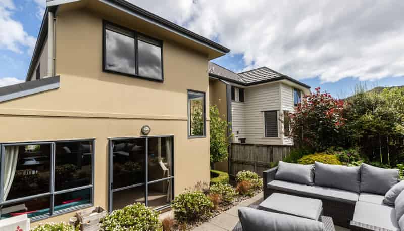 57 Woodhouse Avenue, Karori