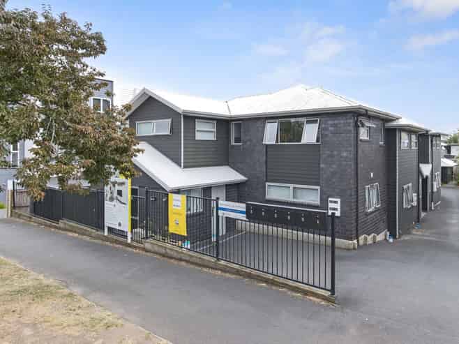 5/2 Rm B Palmerston Street, Hamilton Central