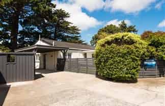 23A Caesars Place, Churton Park