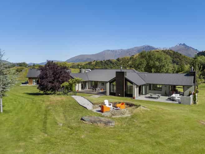 833 Malaghans Road, Dalefield