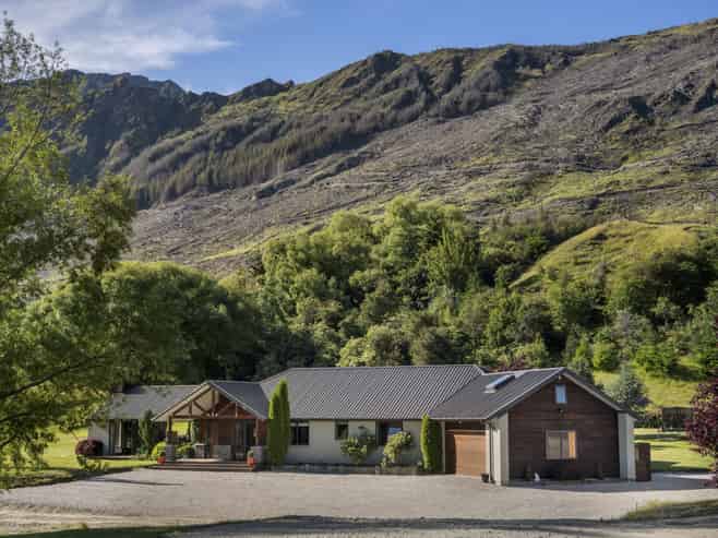 833 Malaghans Road, Dalefield