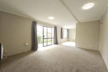 30A Woolwich Close, Whitby