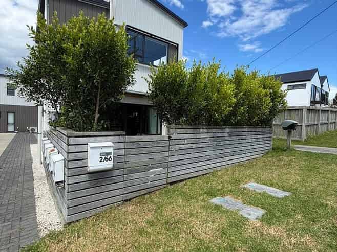 2/66 Neil Avenue, Te Atatu Peninsula