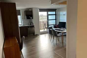 511/22 Library Lane, Albany