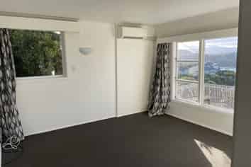 1/59 (Top Flat) Kainui Road, Hataitai