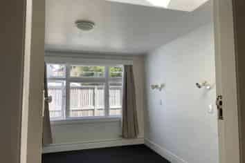 1/59 (Top Flat) Kainui Road, Hataitai