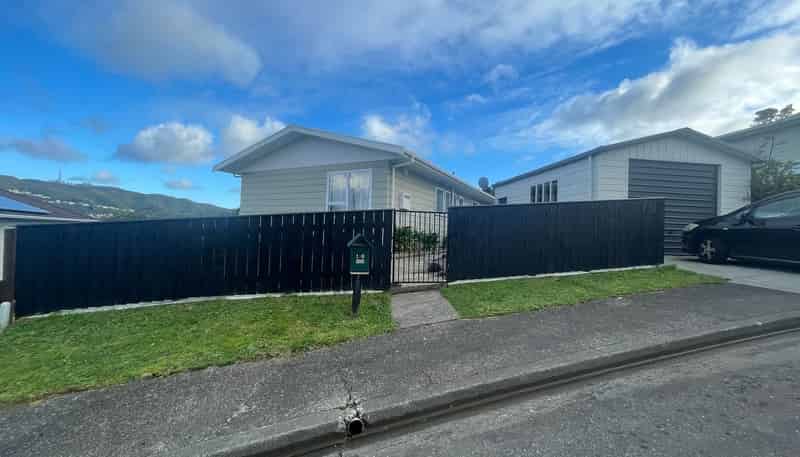 16 Evesham Place, Newlands