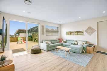 103E Woodglen Road, Glen Eden