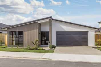 62 Colonial Drive, Millwater