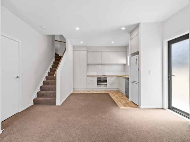 2/5 Dyer Street, Whitiora