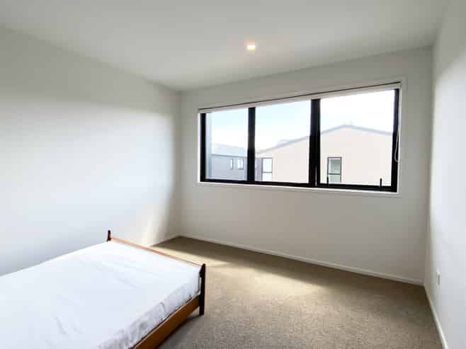 5 Kikorangi Lane, Mount Wellington