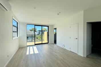 18C Pirangi Street, Point England