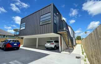 18C Pirangi Street, Point England