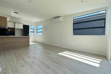 18C Pirangi Street, Point England