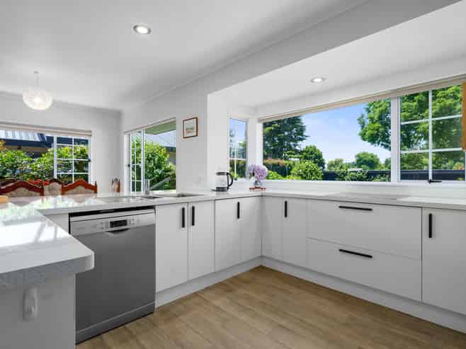 71 Carlyle Street, Cambridge