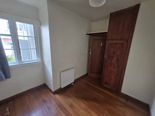 2/4 Oak Park Avenue, Te Aro