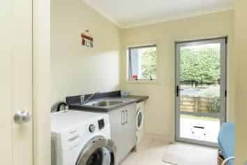 19 Holyoake Terrace , Omokoroa