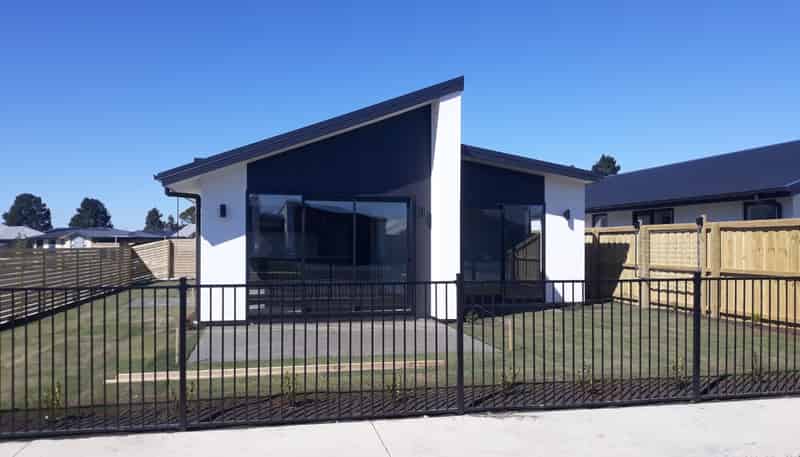 11 Burrow Street, Rolleston