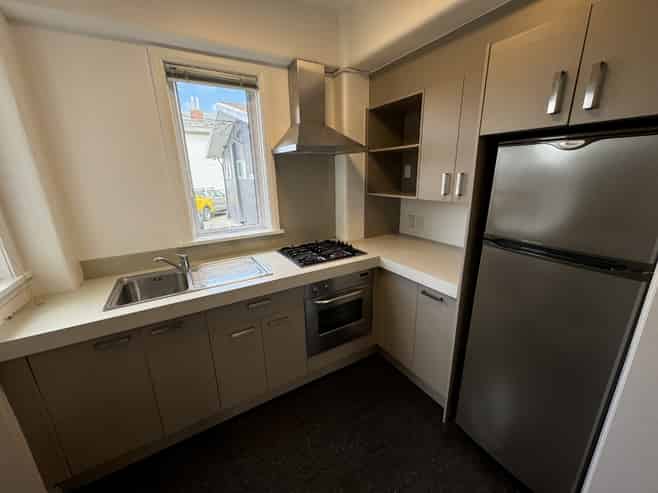 2/12 Kilbirnie Crescent, Kilbirnie