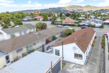 2/14 Lane Street, Woolston