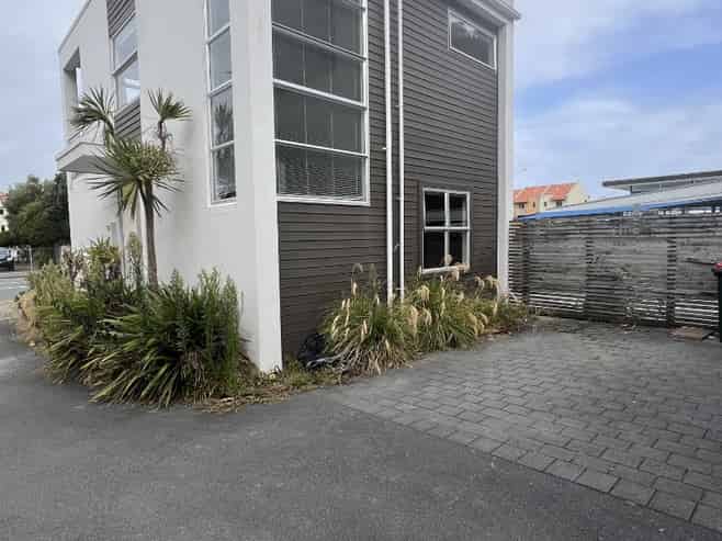 1/306 Evans Bay Parade, Hataitai